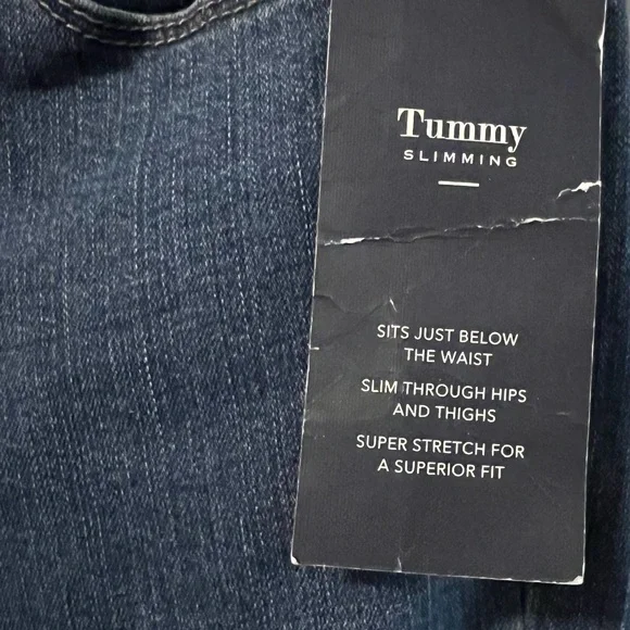 🆕 Charter Club Blue Straight Leg Jeans Premium Denim (Size 2P) - Picture 5 of 6